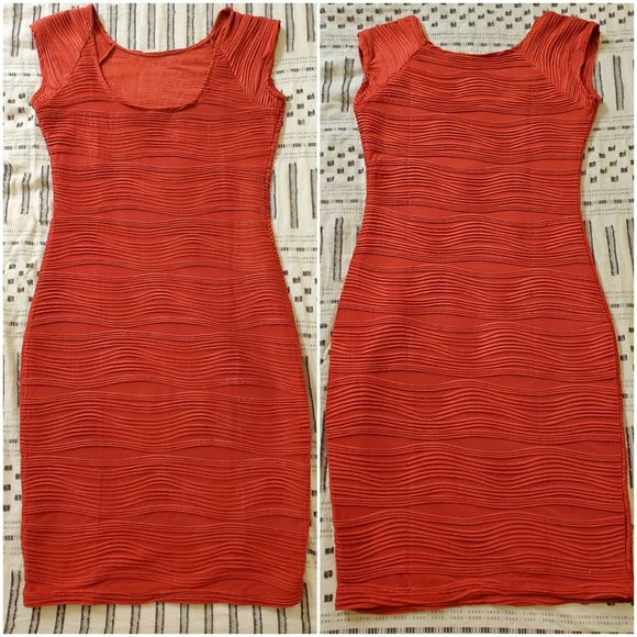 Cap Sleeve Midi Dress - Picture 3 of 3